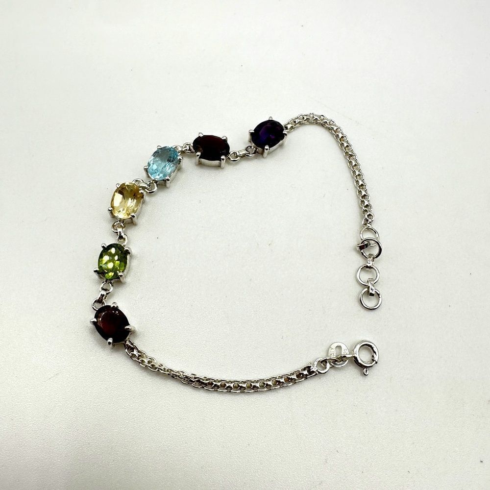 NWOT 7" Multi-gemstone bracelet in solid sterling silver!‎